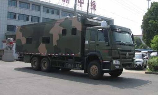 宿營車（32人）