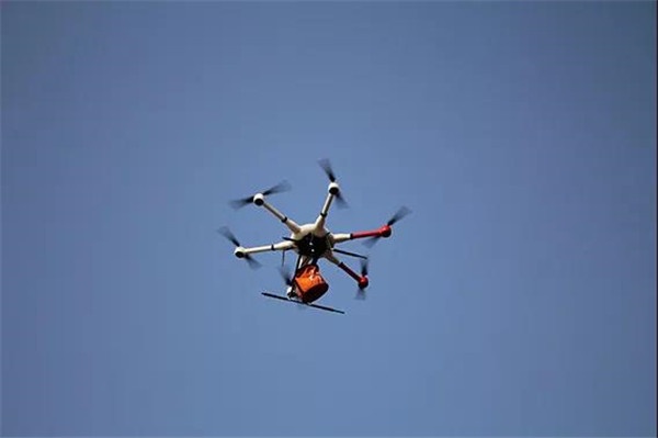 北京凌天獲得民航華北管理局頒發(fā)的無人機經(jīng)營許