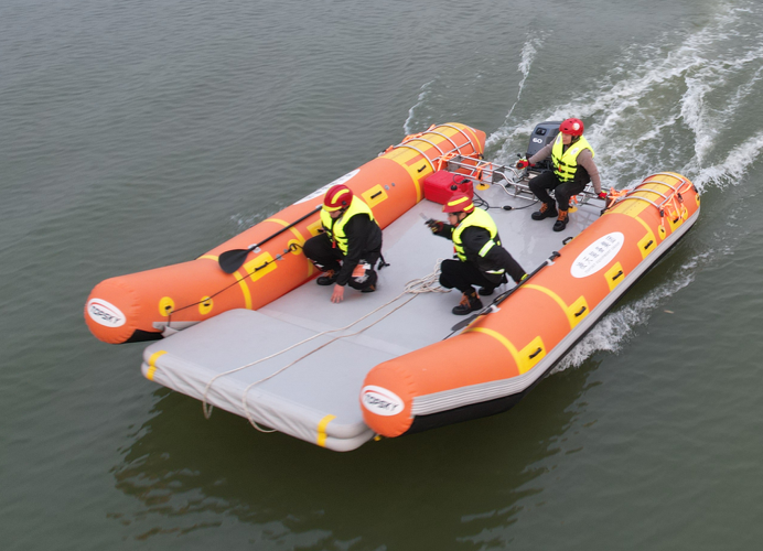 充氣救援運(yùn)輸船 （第2代，輕型+裝配式+60馬力舷外機(jī)）